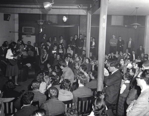 Joan Baez at Folk Club 47